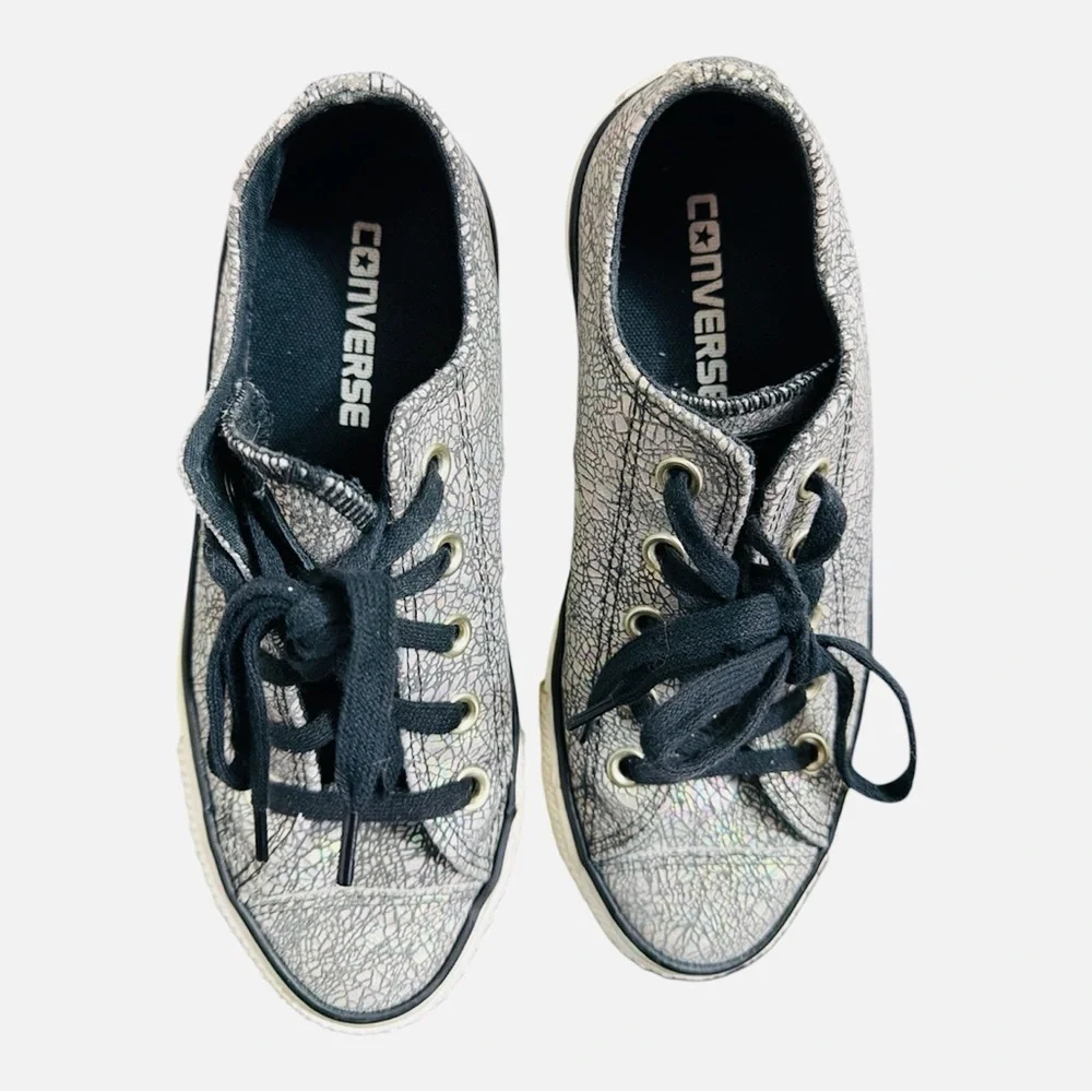 Converse All Star Women Size 6 Shoes Gray Low Top Leather 551591C